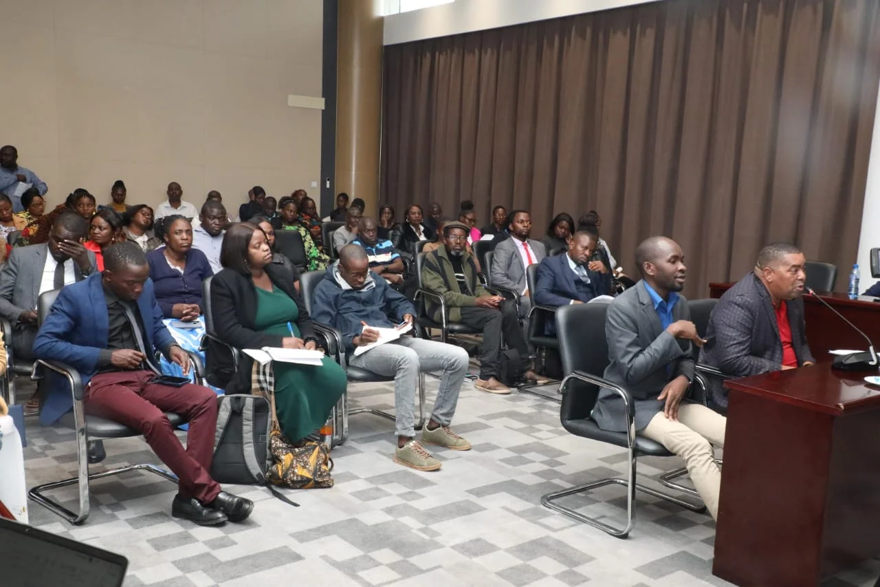 Scores of Lusaka Residents Make Submissions 2